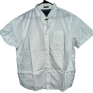 Banana Republic Men’s Button Down Shirt